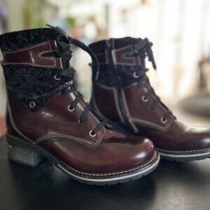 Like New - Dromedaris Kara Burel Coffee Bean Color